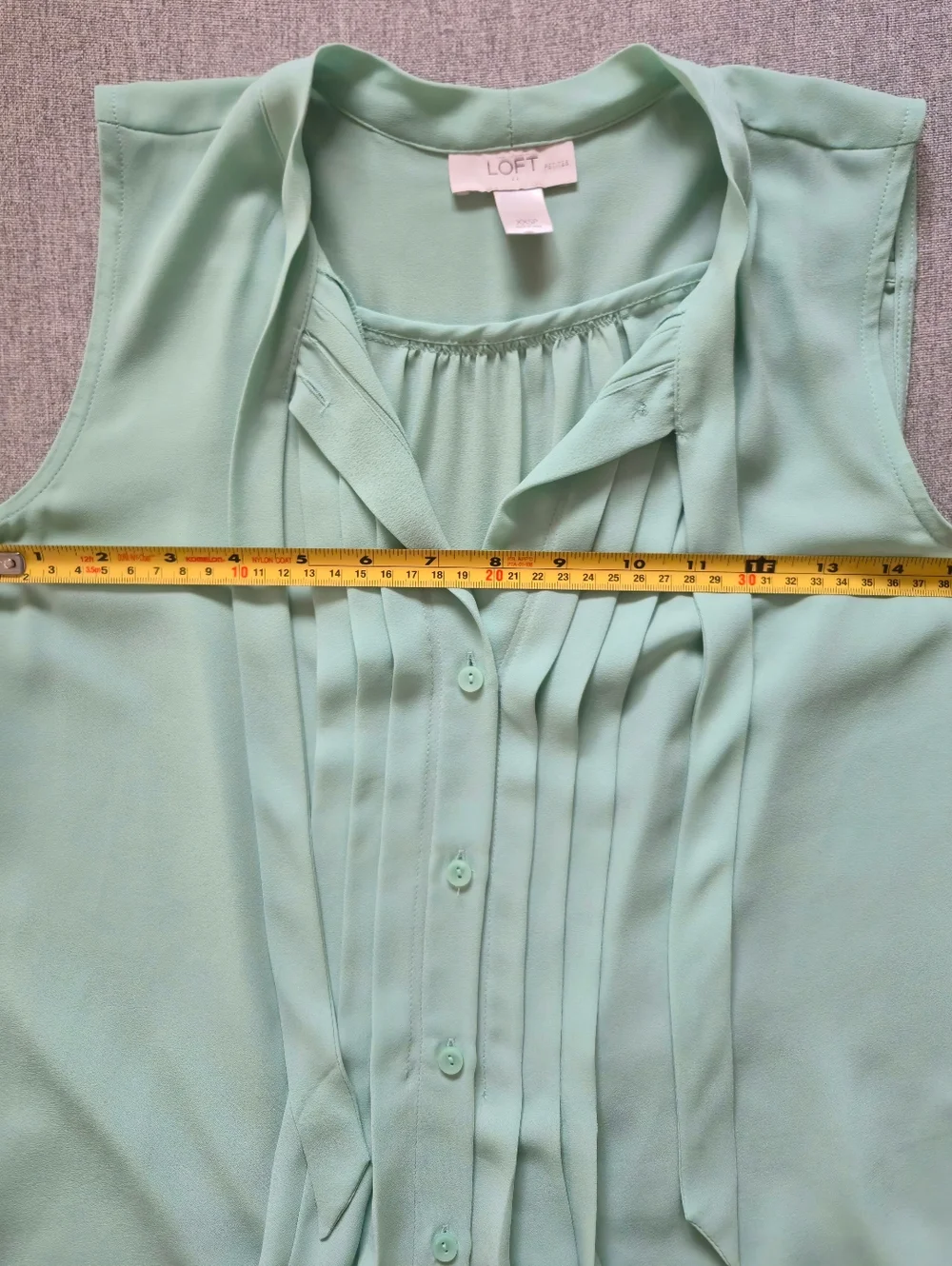 LOFT Petite Sleeveless Blouse XXSP | Mint Green Pleated Front Tank - Picture 4 of 6